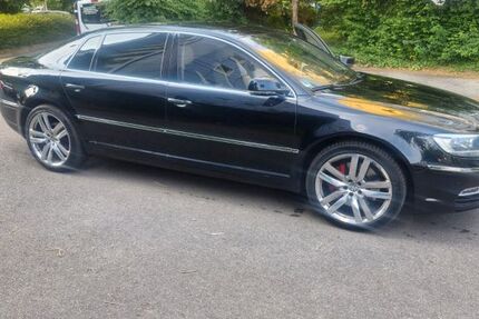 VW Phaeton