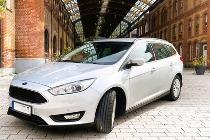 Ford Focus 198.006 km 6.000 € Dietzenbach 63128