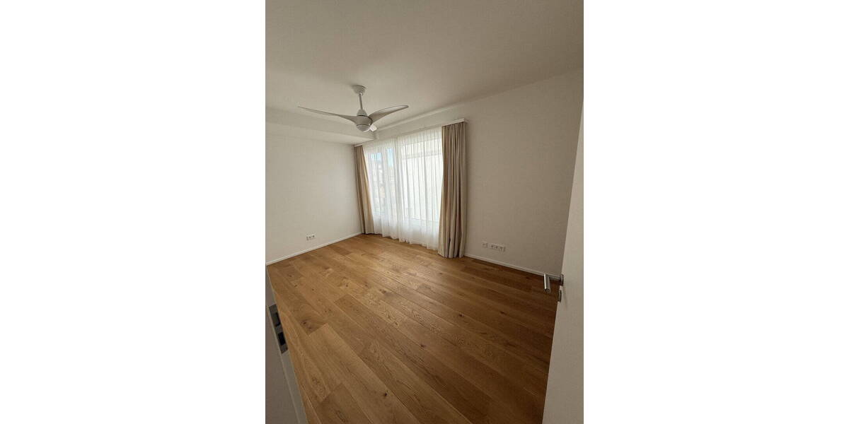 Doppelhaushälfte Bad Homburg Ober-Erlenbach - 6 Zimmer, 185 m&sup2;, 3.850&euro; | Angebot:26483764