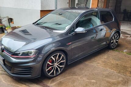 VW Golf 136.000 km 15.300 € Hammersbach 63546
