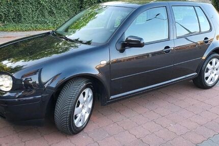 VW Golf 129.996 km 4.200 &euro; Kronberg 61479