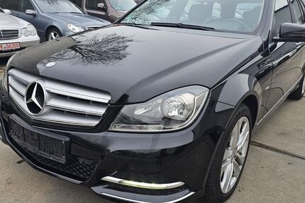 Mercedes-Benz C 180 151.000 km 9.800 € Hattersheim 65795