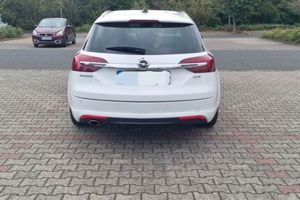 Opel Insignia 176.000 km 8.600 € Rodgau 63110