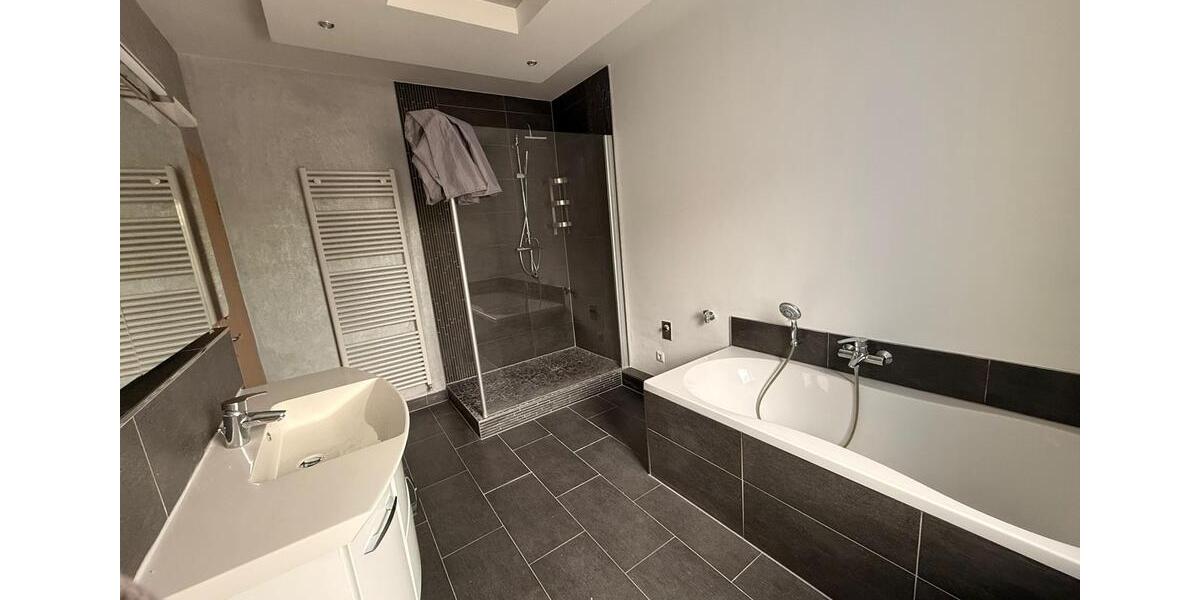 Erdgeschoßwohnung Aschaffenburg Damm - 2 Zimmer, 69 m&sup2;, 800&euro; | Angebot:26491276