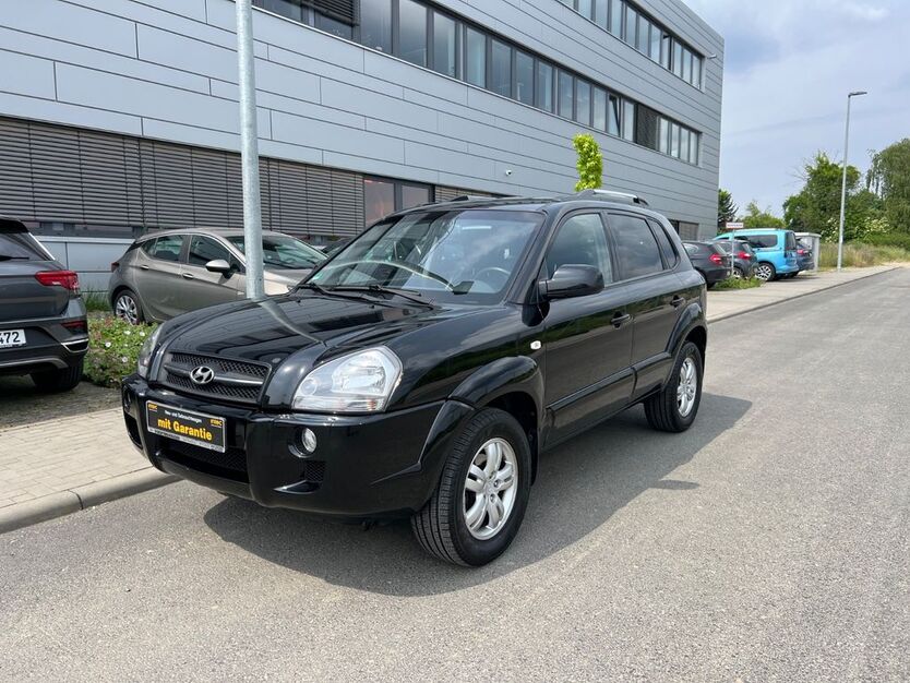 Hyundai TUCSON 58.000 km 6.900 € Frankfurt 60326