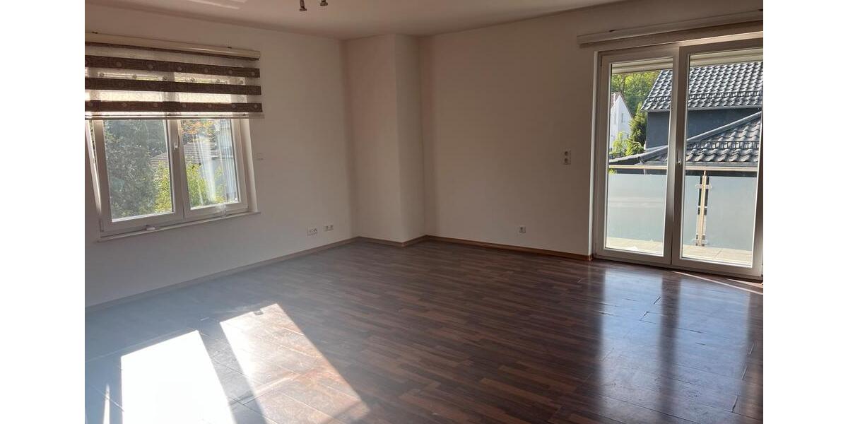 Etagenwohnung Offenbach am Main Bieberer Berg - 3 Zimmer, 85 m&sup2;, 1.300&euro; | Angebot:26348431
