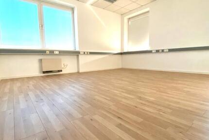 Wir erweitern: abschließbare Einzelbüros ab 15.02.2026 verfügbar zimmer