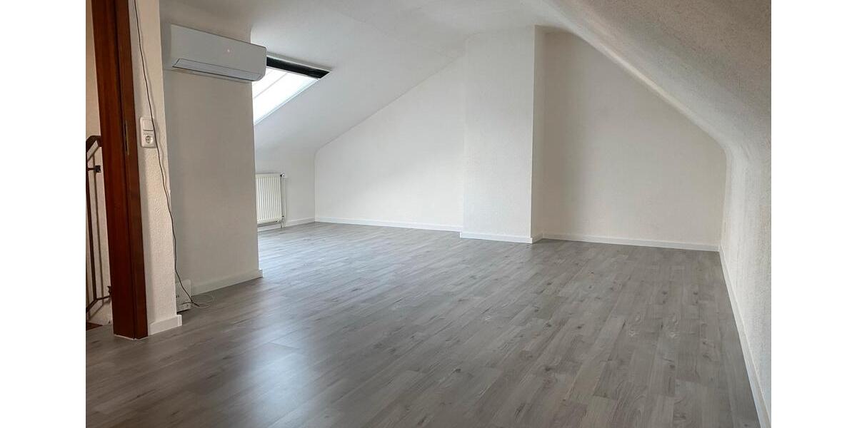 Dachgeschoßwohnung Mühlheim am Main - 1 Zimmer, 34 m&sup2;, 600&euro; | Angebot:25364383