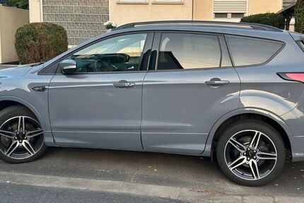 Ford Kuga 39.500 km 18.200 € Maintal 63477