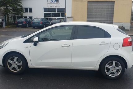 Kia Rio 139.900 km 5.650 &euro; Kronberg 61476