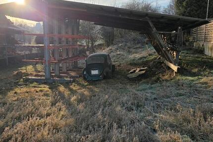 lager,offene Überdachung, Traktor, Land und Forstwirtschaft zimmer