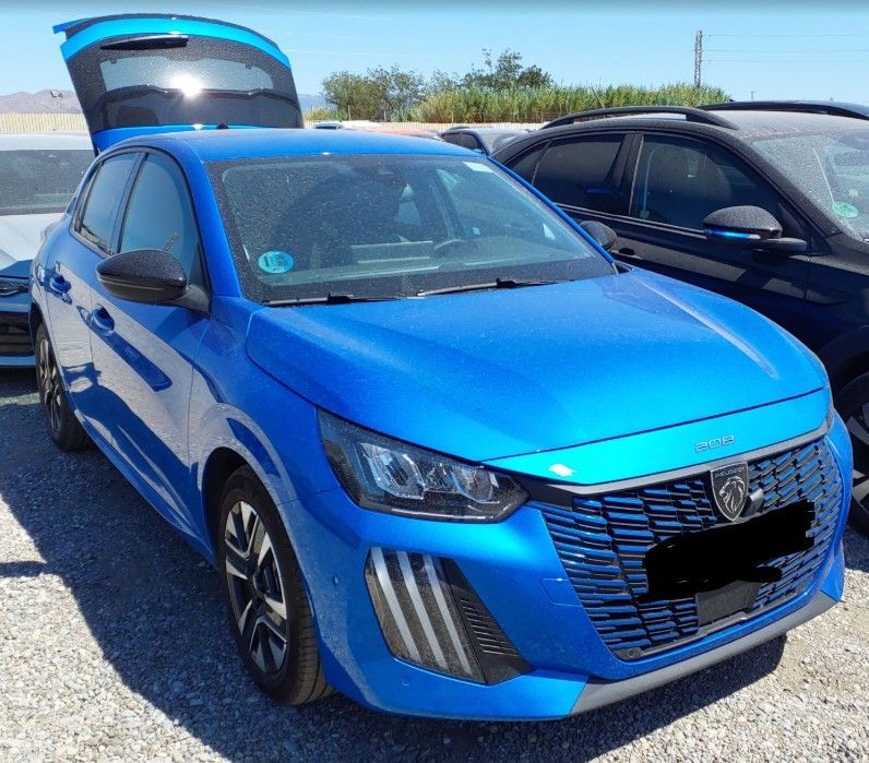Peugeot 208 12.240 km 21.480 € Rüsselsheim 65428