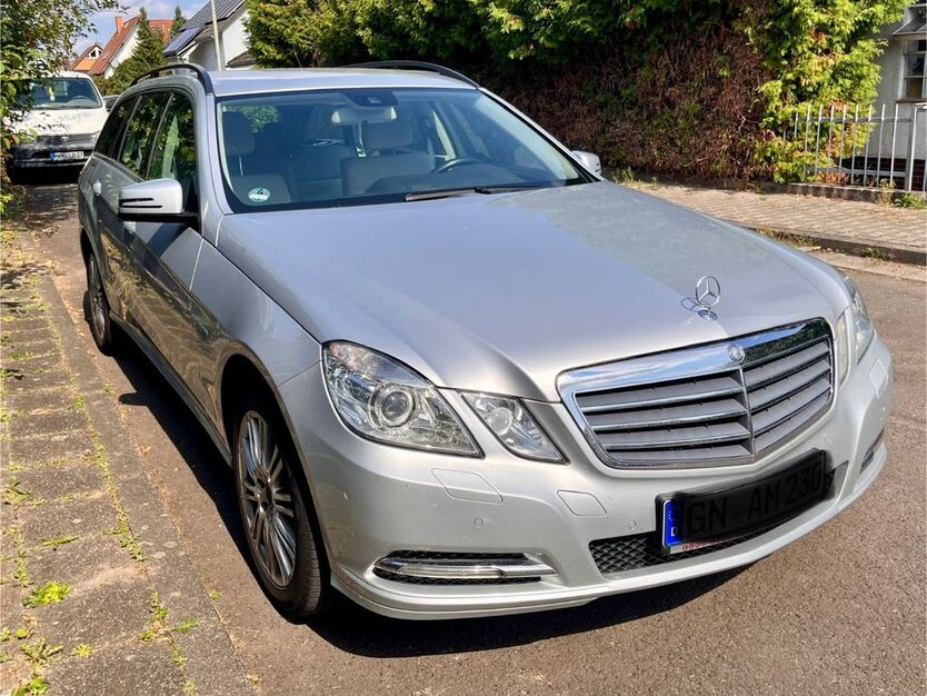 Mercedes-Benz 250 179.000 km 14.250 € Hammersbach 63546