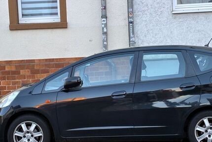 Honda Jazz 143.000 km 4.900 &euro; Frankfurt 60528