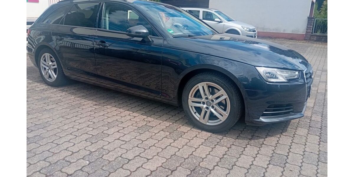 Audi A4 286.500 km 9.650 &euro; Hanau 63452