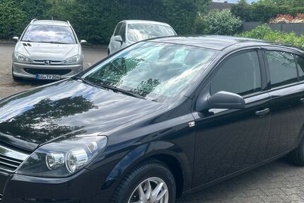 Opel Astra 132.000 km 3.798 &euro; Rüsselsheim 65428
