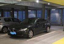 BMW 523