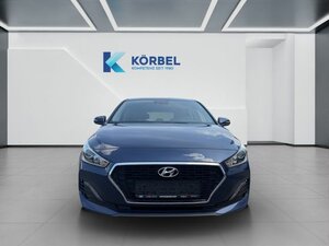 Hyundai i30 Select*Navigations-Paket*PDC*KAM*Apple* 29.100 km 13.390 &euro; Nidderau 61130