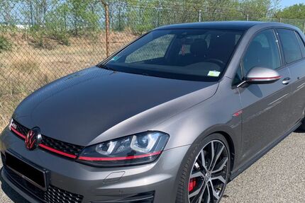 VW Golf 126.500 km 18.000 &euro; Kelsterbach 65451