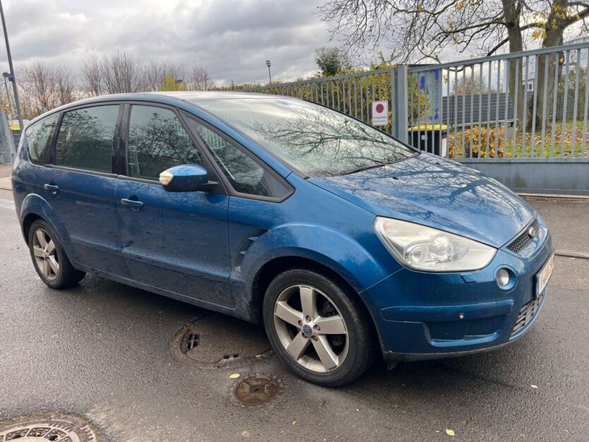 Ford S-Max 321.000 km 1.950 € Frankfurt/Main 60489