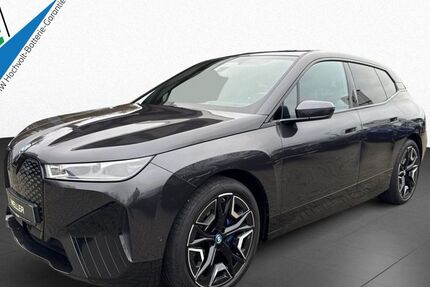 BMW iX 41.756 km 45.480 &euro; Bad Homburg 61352