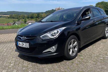 Hyundai i40 140.000 km 7.000 € Ronneburg 63549