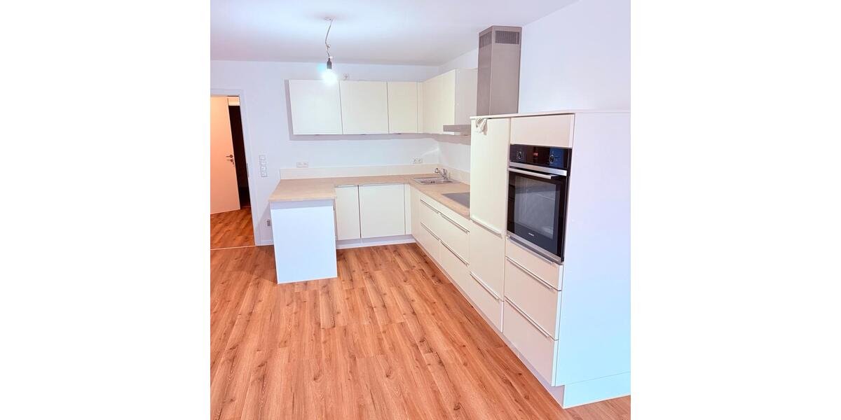 3 Z. Wohnung im Rodgau, 2 Terrassen, Garten, EBK, Erstbezug 3 zimmer