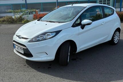 Ford Fiesta 89.000 km 4.300 € offenbach am Main 63075