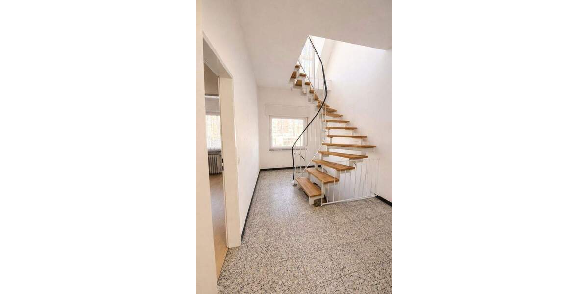 Doppelhaushälfte Frankfurt am Main Griesheim - 5 Zimmer, 160 m&sup2;, 750.000&euro; | Angebot:25654298