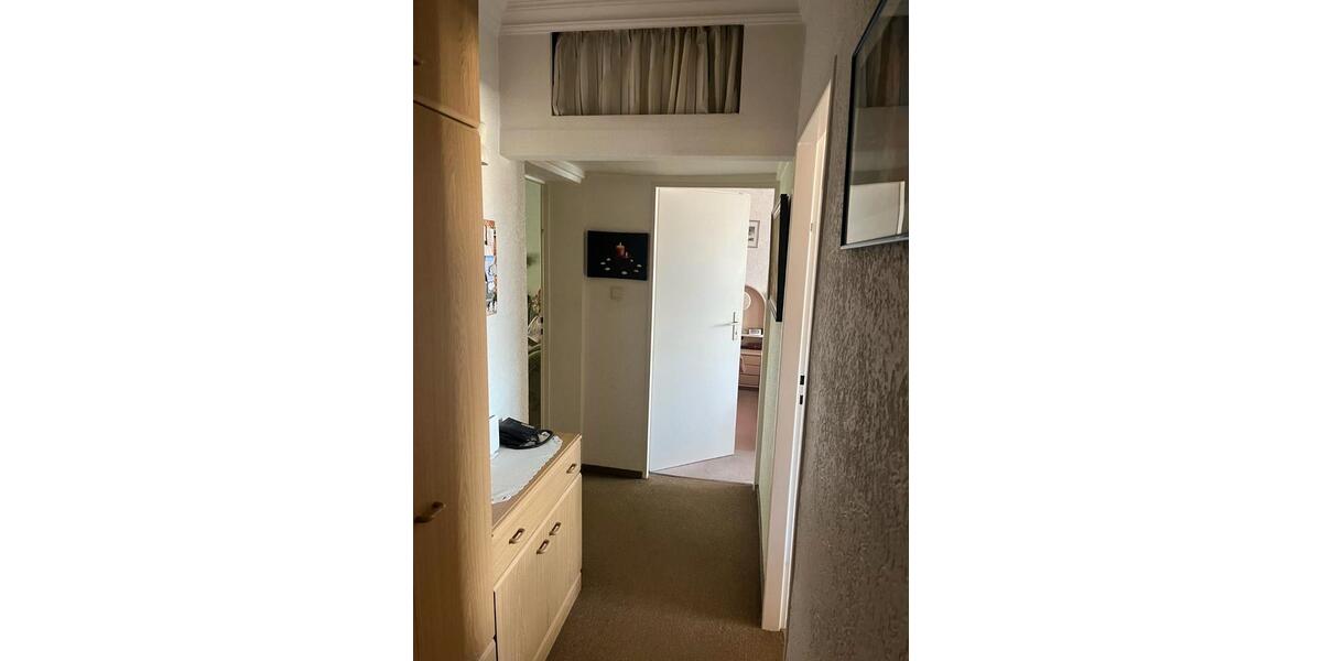 Etagenwohnung Bad Homburg vor der Höhe Gonzenheim - 2.5 Zimmer, 62 m&sup2;, 214.000&euro; | Angebot:26223571