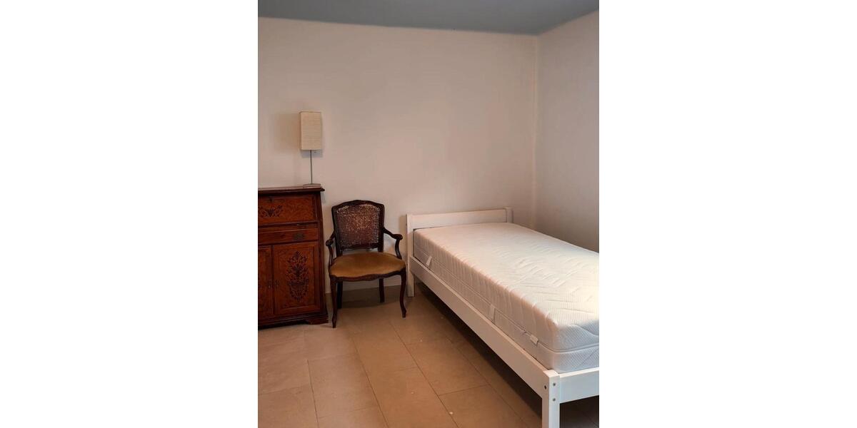 Bungalow Rödermark - 3 Zimmer, 100 m&sup2;, 2.900&euro; | Angebot:25989346