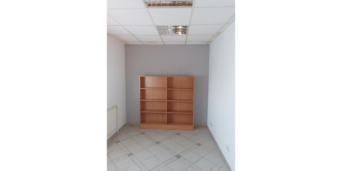 BüroPraxisräumeAtelierLoft Apartment mit Parkplätzen zimmer