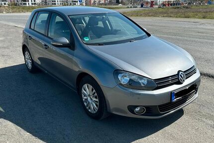 VW Golf 290.000 km 3.900 &euro; Bad Vilbel 61118