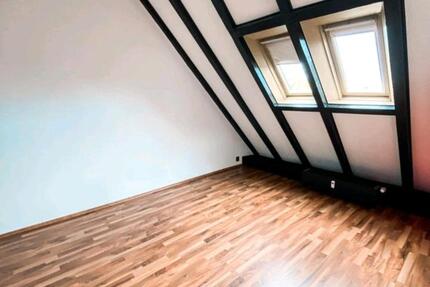 Wohnung Roßdorf - 3 Zimmer, 84 m&sup2;, 1.250&euro; | Angebot:25392006