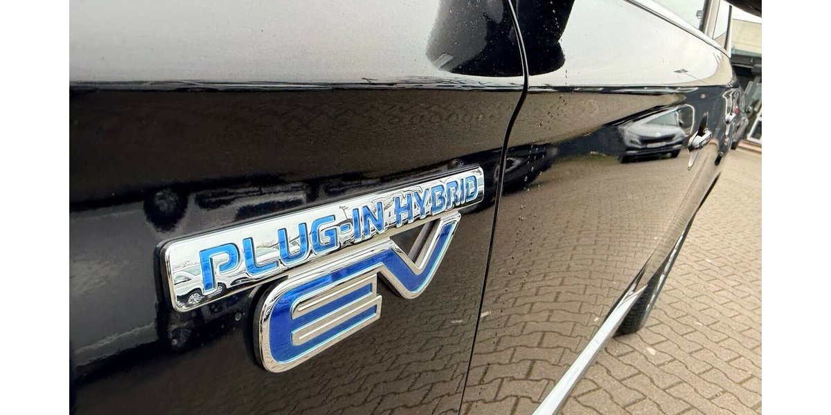 Mitsubishi Outlander PHEV Top 4WD/2Hd/TopZustand 139.100 km 16.999 &euro; Frankfurt 60386