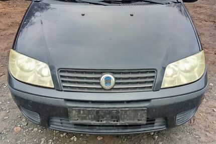 Fiat Punto 129.000 km 600 &euro; Hanau 63452