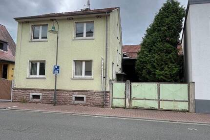 Charmantes Einfamilienhaus mit großem Potenzial - ideal für Handwerker und Selbermacher!