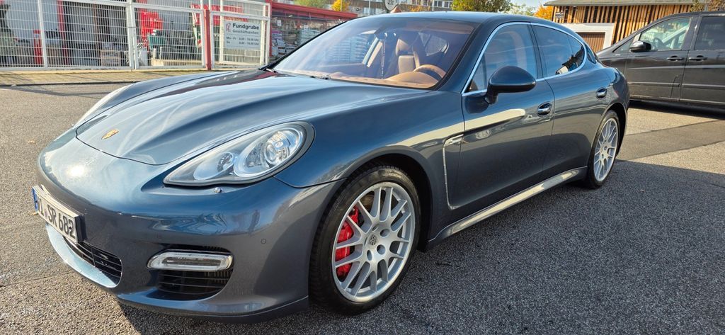 Porsche Panamera 116.000 km 28.900 € Hofheim am Taunus 65719