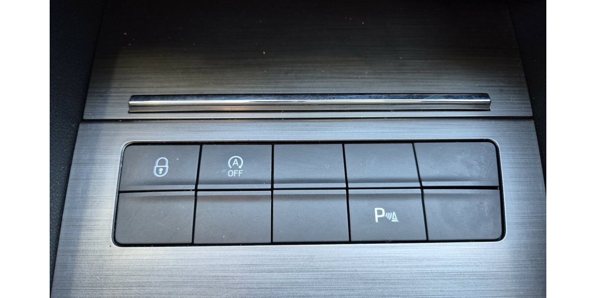 Skoda Octavia 1,5 TSI Soleil DSG, Klimaauto., PDC 96.715 km 14.890 &euro; Rodgau 63110