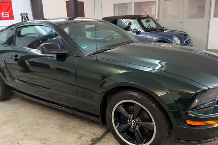 Ford Mustang 84.000 km 25.900 &euro; Schöneck 61137