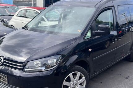 VW Caddy 269.800 km 6.780 € Frankfurt 60486
