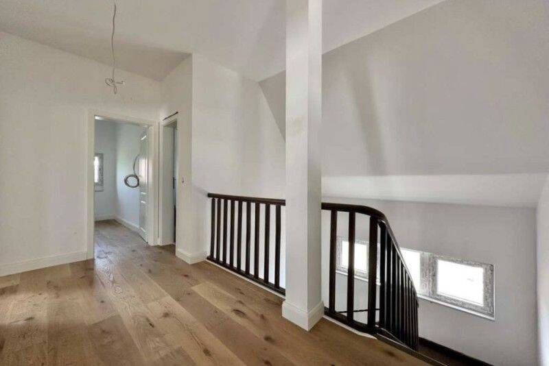 Einfamilienhaus Frankfurt am Main Schwanheim - 9 Zimmer, 899.000&euro; | Angebot:26826421