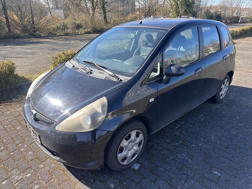 Honda Jazz 249.000 km 990 € Hanau 63452