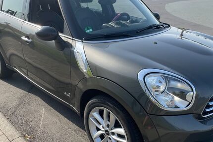 Mini Cooper D Countryman 122.000 km 12.500 € Reichelsheim 61203