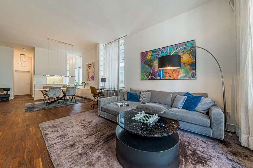 Wohnung zum Mieten in Frankfurt 3.600 € 104 m²