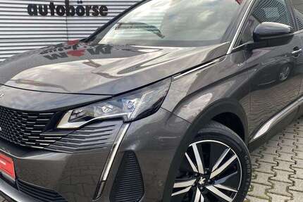Peugeot 5008 99.000 km 26.900 € Darmstadt 64295