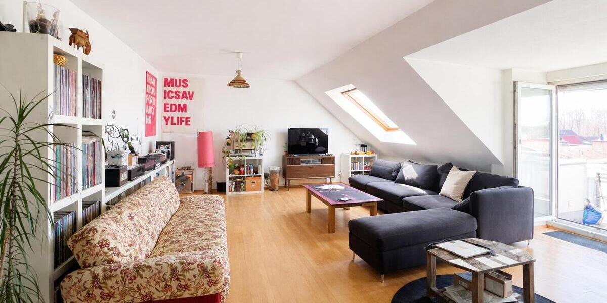 Offenbach-Rosenhöhe: Helle 3-Zimmer-Wohnung mit Balkon und 2 Stellplätzen! - Etagenwohnung Offenbach Buchrain | Angebot:25932369