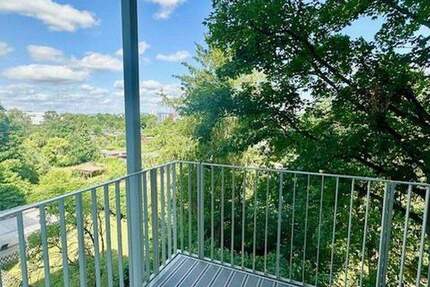 Sanierte Altbauetage: Sofort einziehen, wertstabil investieren & Mieteinnahmen sichern 5 zimmer