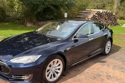 Tesla Model S 182.448 km 17.750 € Gründau 63584