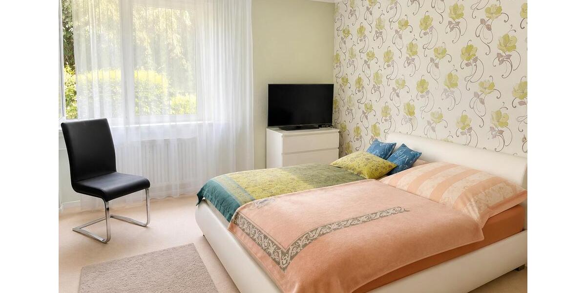 Erdgeschoßwohnung Oberursel (Taunus) - 6 Zimmer, 140 m&sup2;, 620.000&euro; | Angebot:26845218